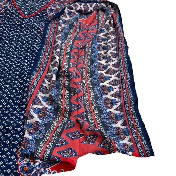 Belle by Kim Gravel Bandana Print
V-Neck Poncho Blue/Red Size XXS V Neck NWOT - Picture 6 of 12